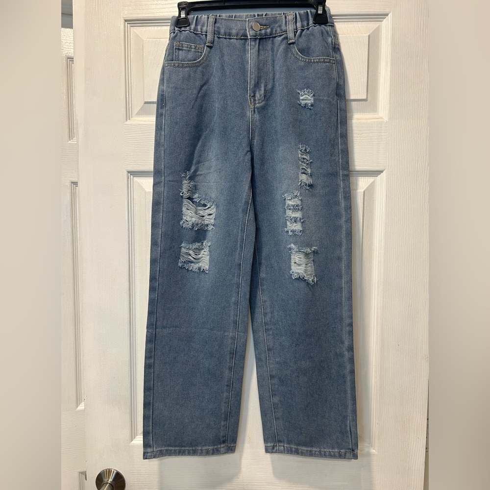 SHEIN Kids Ripped Denim Jeans